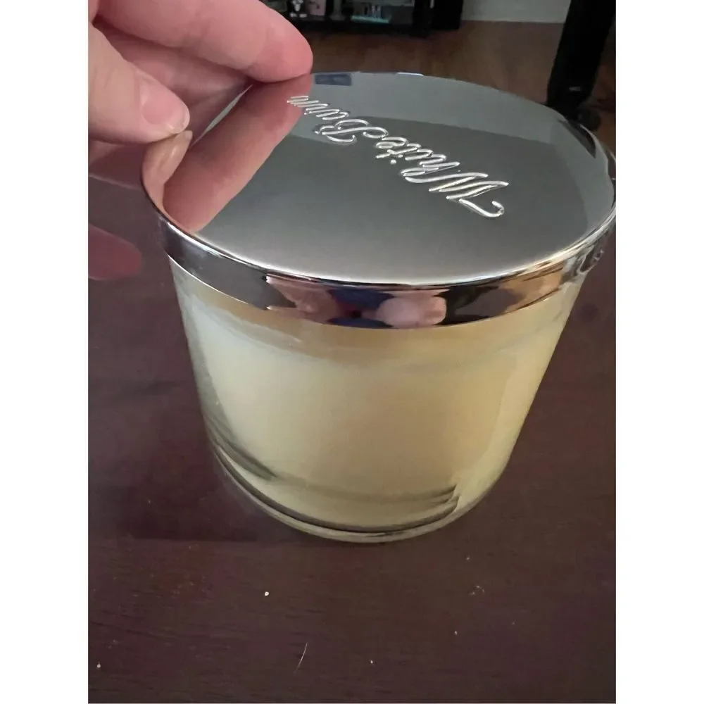 1 LEFT! White Barn Pineapple Pound Cake 3 Wick Candle - Picture 5 of 6